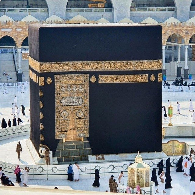 @surxon_hikmat_umra