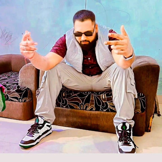 @aditya_prajapati1