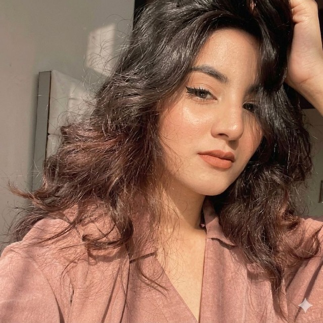 @divyacricketinsights